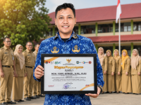 Guru SMP Negeri Mirqan Raih Dua Penghargaan Bergengsi Tingkat Kabupaten Banggai