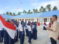 Pengurus OSIS SMP Negeri Mirqan Resmi Dilantik, Kepala Sekolah Tekankan Kolaborasi dan Keaktifan